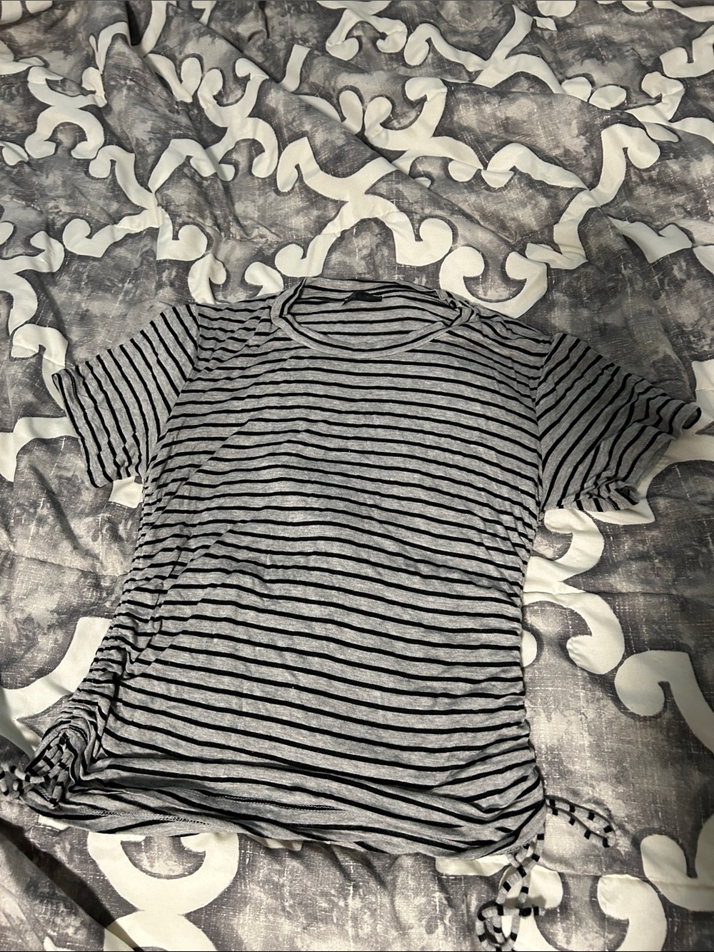 Striped Short Sleeve Side-Tie Tee - Gray/Black